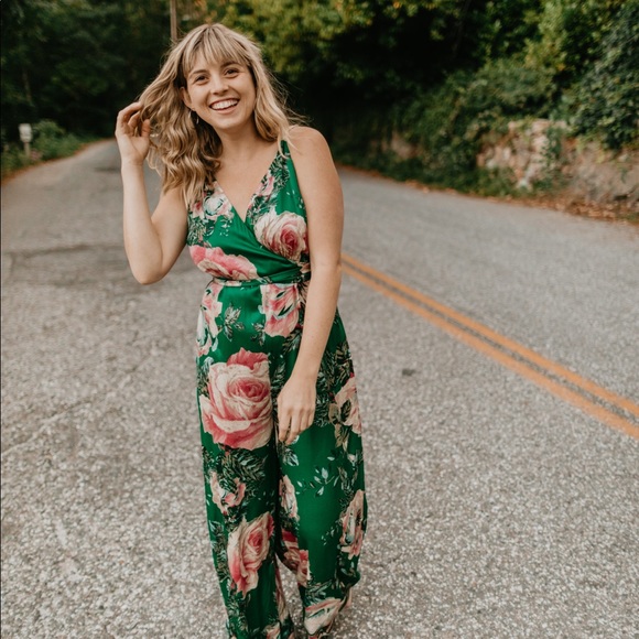 Meet your Posher, Alyssa - Picture 13 of 16